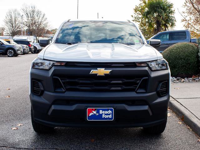 Used 2023 Chevrolet Colorado W/T image 2