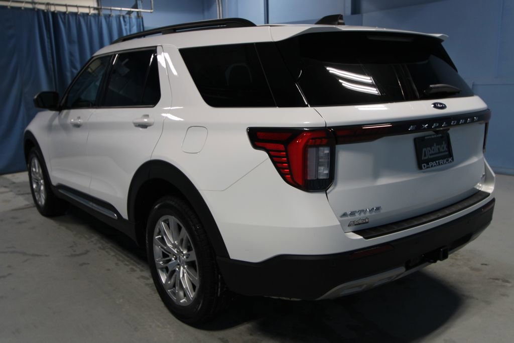 Used 2025 Ford Explorer Active w/ Active Comfort Package image 30