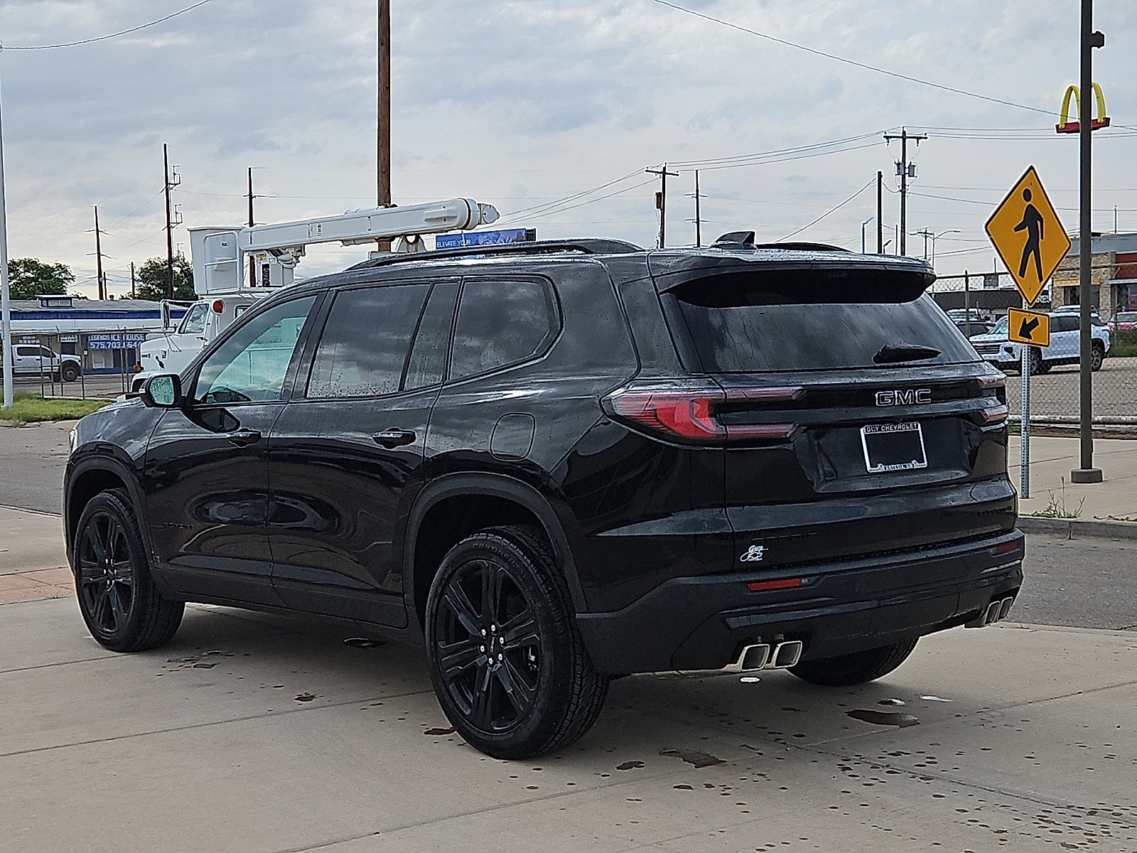 New 2026 GMC Acadia Elevation w/ Black Edition FWD image 3
