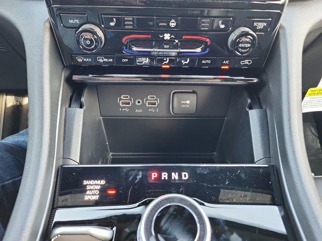 New 2025 Jeep Grand Cherokee Limited image 28