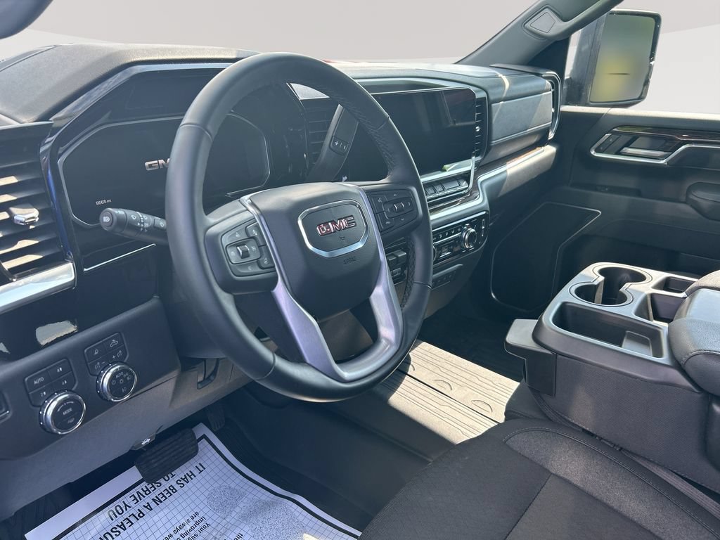 Used 2026 GMC Sierra 2500 SLE w/ SLE Value Package; AWD/4WD image 14