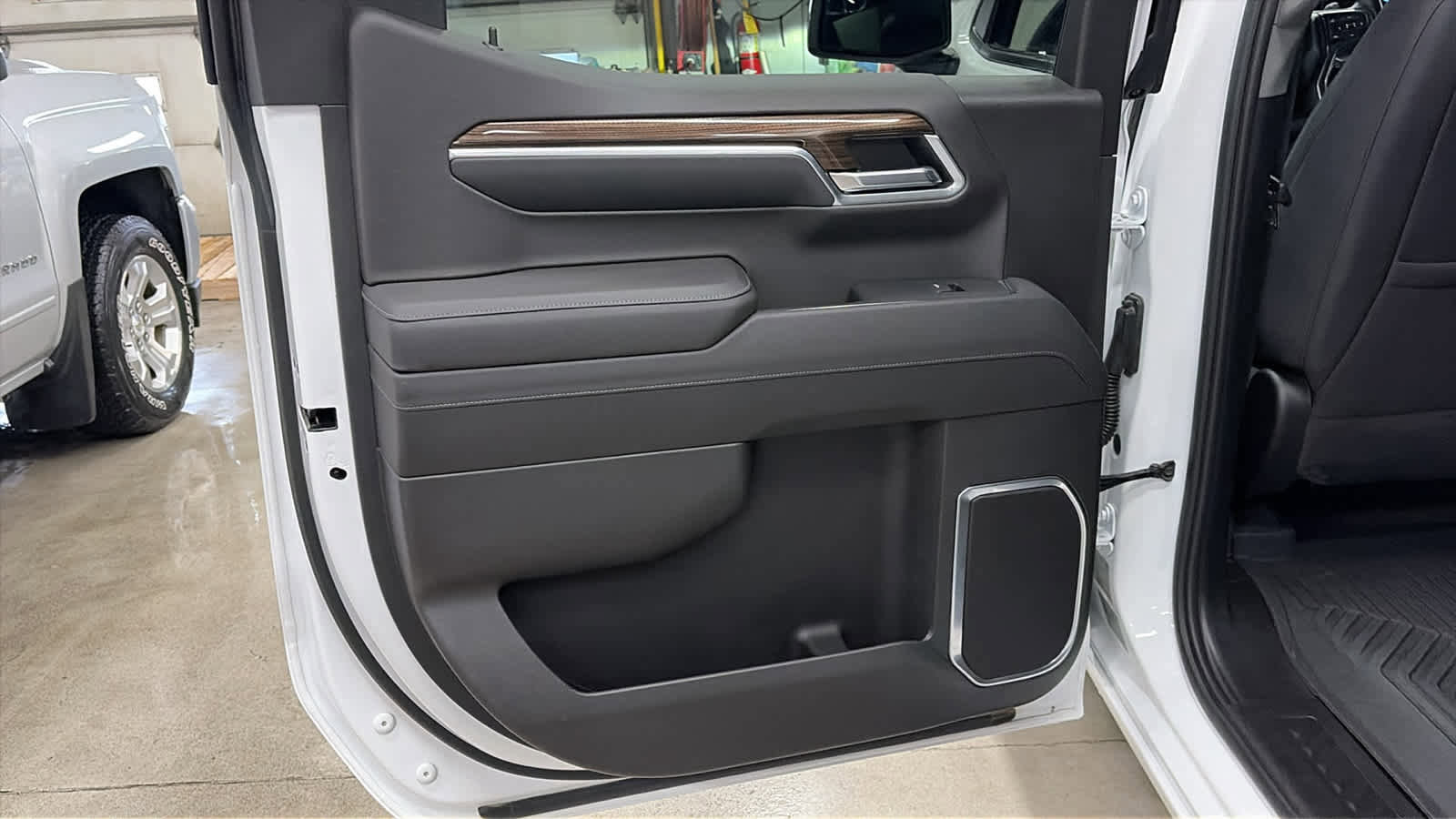 Certified 2022 Chevrolet Silverado 1500 RST image 21