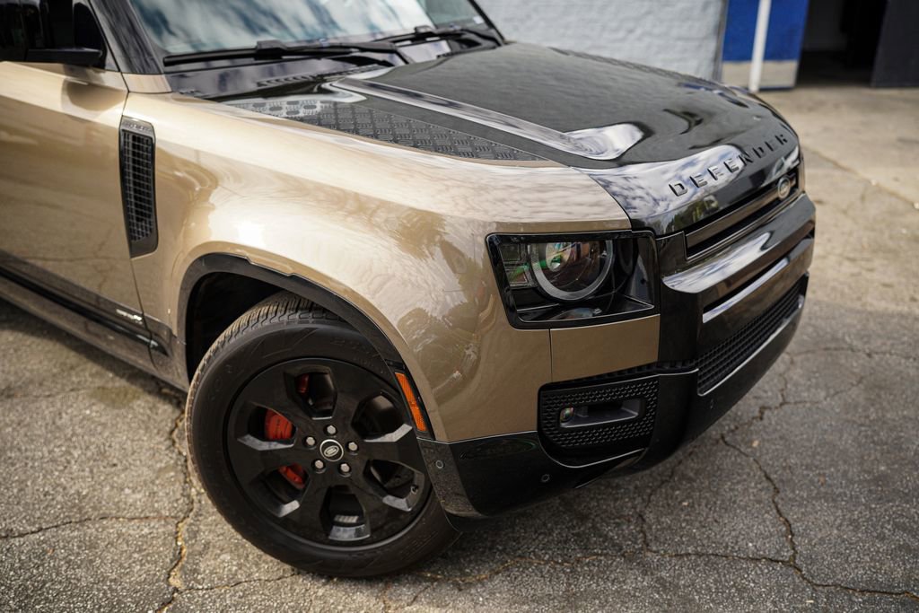 Used 2022 Land Rover Defender 110 X image 8