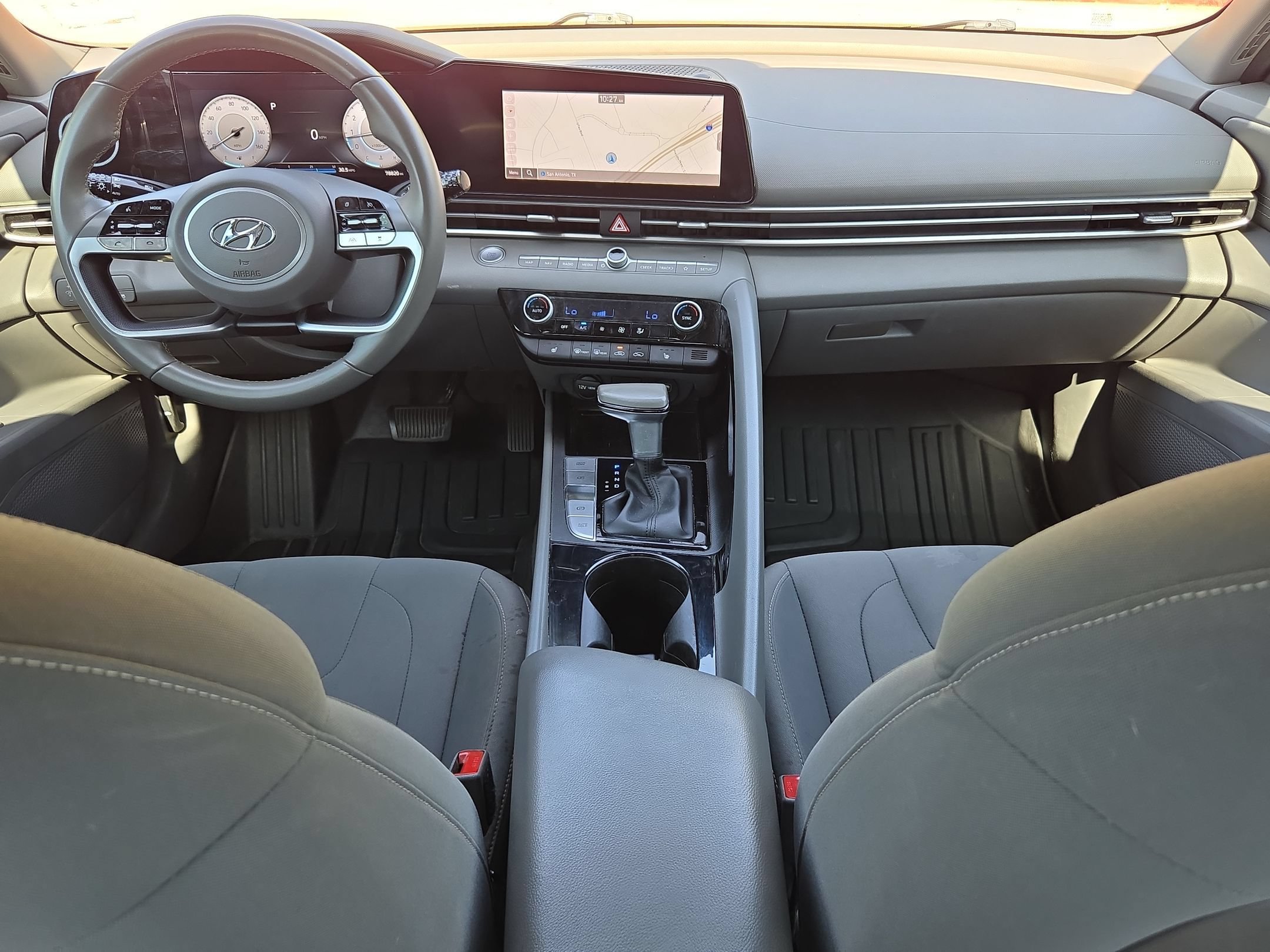 Used 2023 Hyundai Elantra SEL w/ Convenience Package FWD image 16