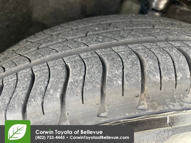 Used 2023 Chrysler Pacifica Touring-L image 28