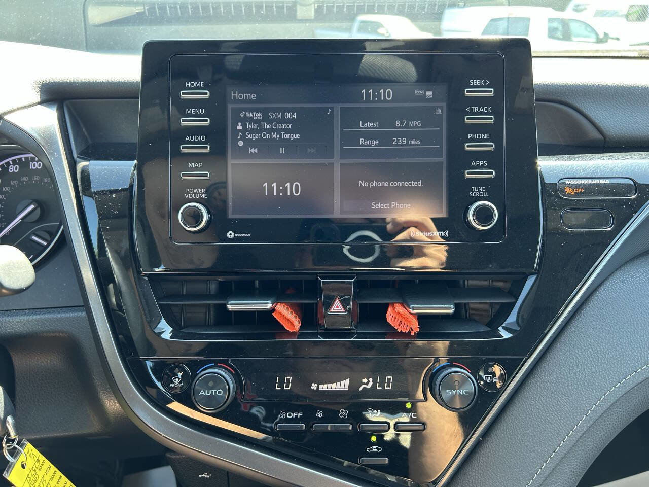 Used 2022 Toyota Camry SE image 13