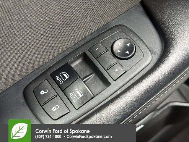Used 2018 Dodge Challenger SXT w/ Blacktop Package RWD image 18