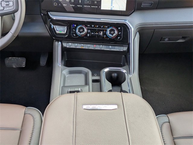 New 2026 GMC Sierra 2500 Denali w/ Denali Reserve Package image 19