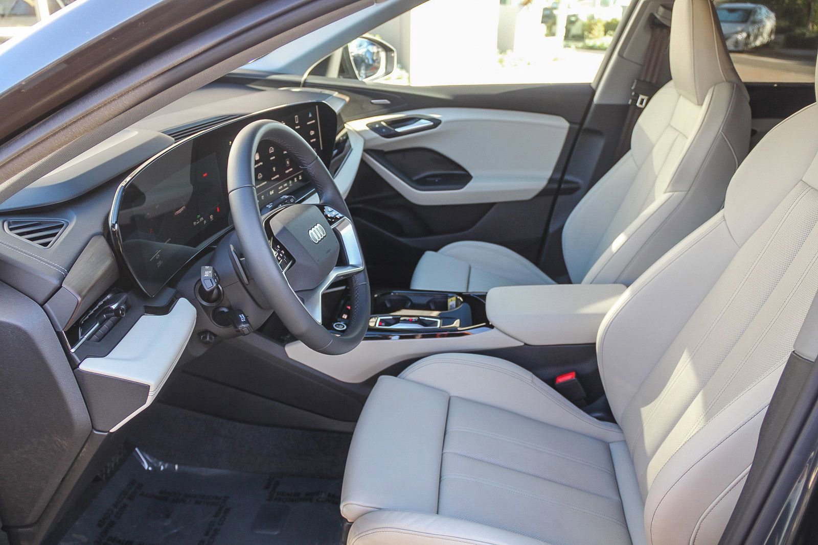 Certified 2025 Audi Q6 e-tron Premium Plus w/ Premium Plus image 23