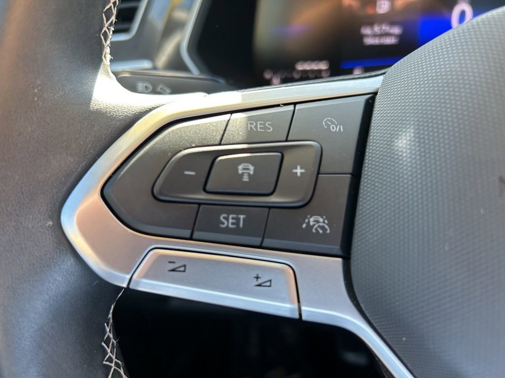 Used 2024 Volkswagen Tiguan S image 25