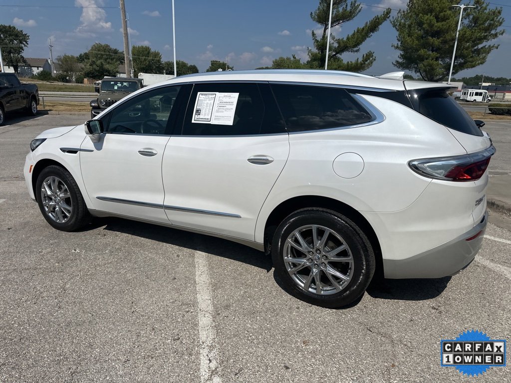Used 2024 Buick Enclave Essence w/ Experience Buick Package image 22