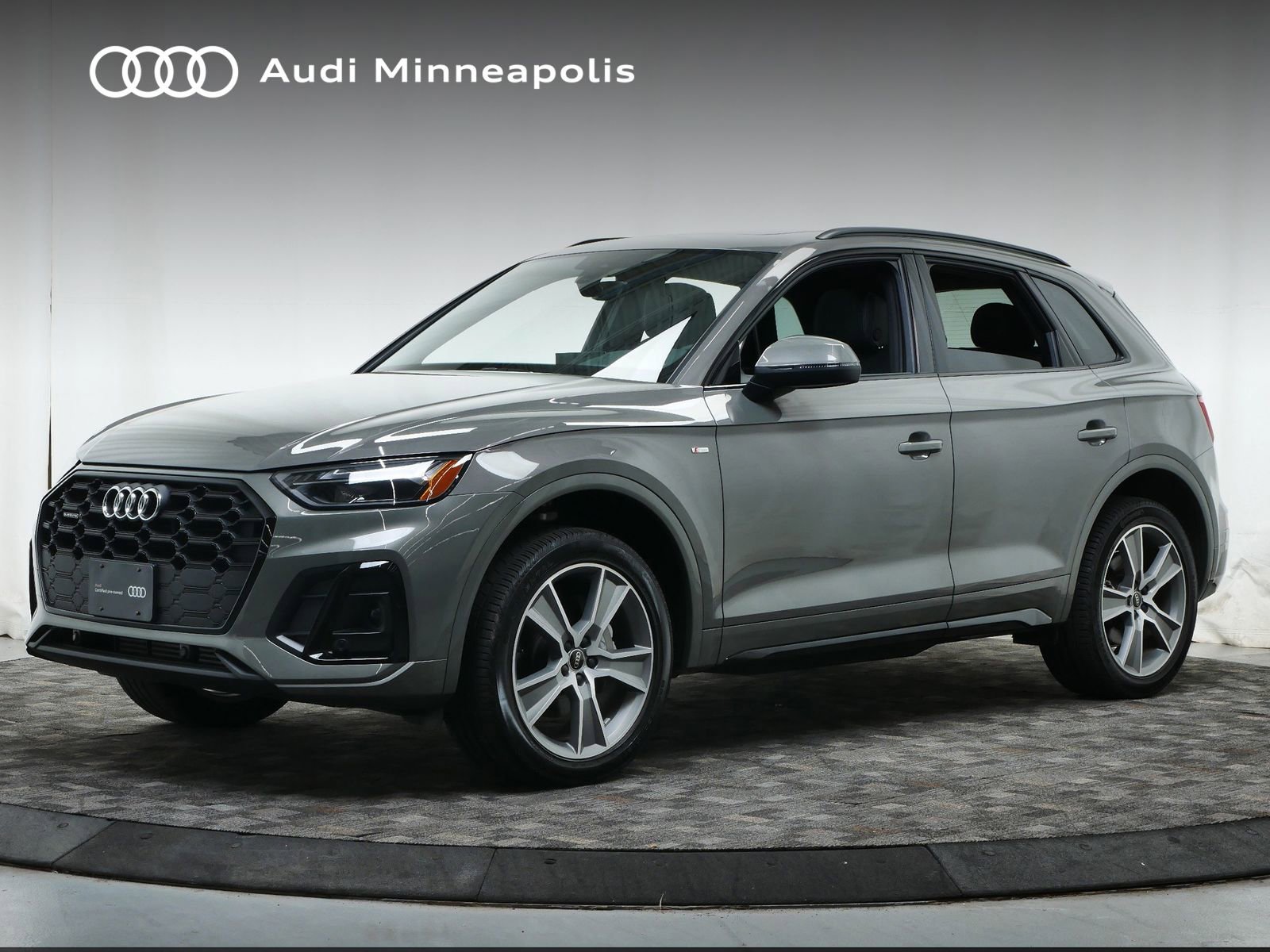 Certified 2025 Audi Q5 2.0T Premium