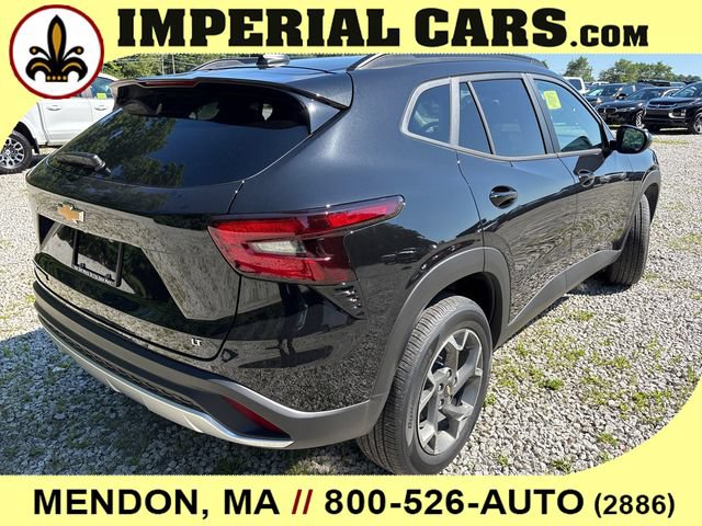 New 2026 Chevrolet Trax LT w/ LT Convenience Package FWD image 12