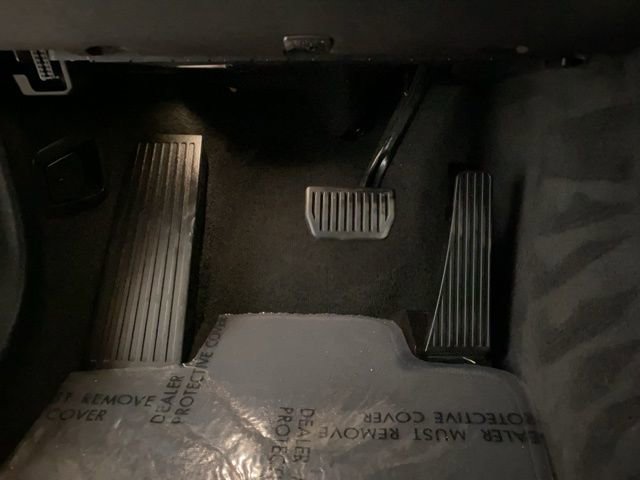 Used 2025 Volvo XC60 B5 Core image 71