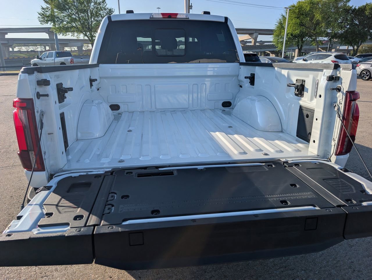 Used 2024 Ford F150 Platinum w/ Equipment Group 702A High image 29