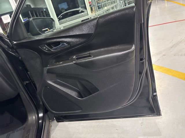 Used 2022 Chevrolet Equinox LT image 36