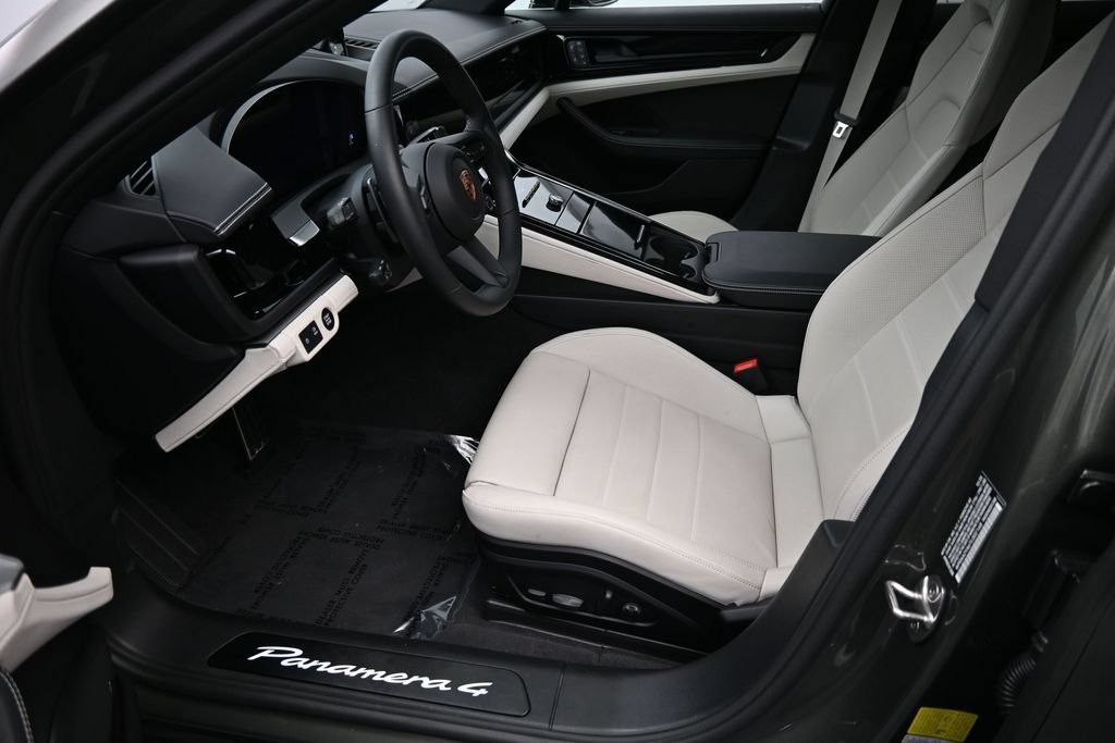 Certified 2026 Porsche Panamera 4 AWD/4WD image 6