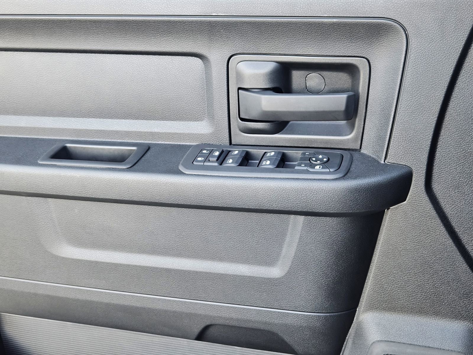 New 2026 RAM 3500 Tradesman image 25