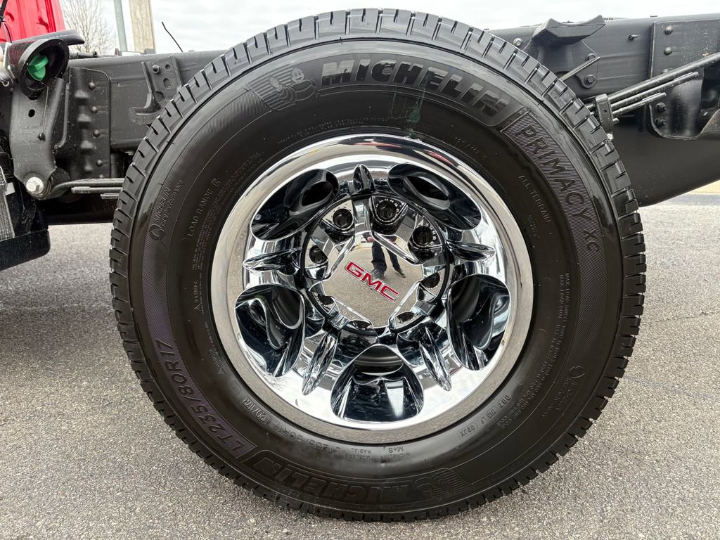 New 2026 GMC Sierra 3500 SLE w/ SLE Convenience Package image 39