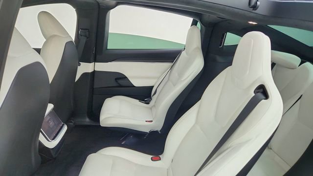Used 2024 Tesla Model X Plaid image 33