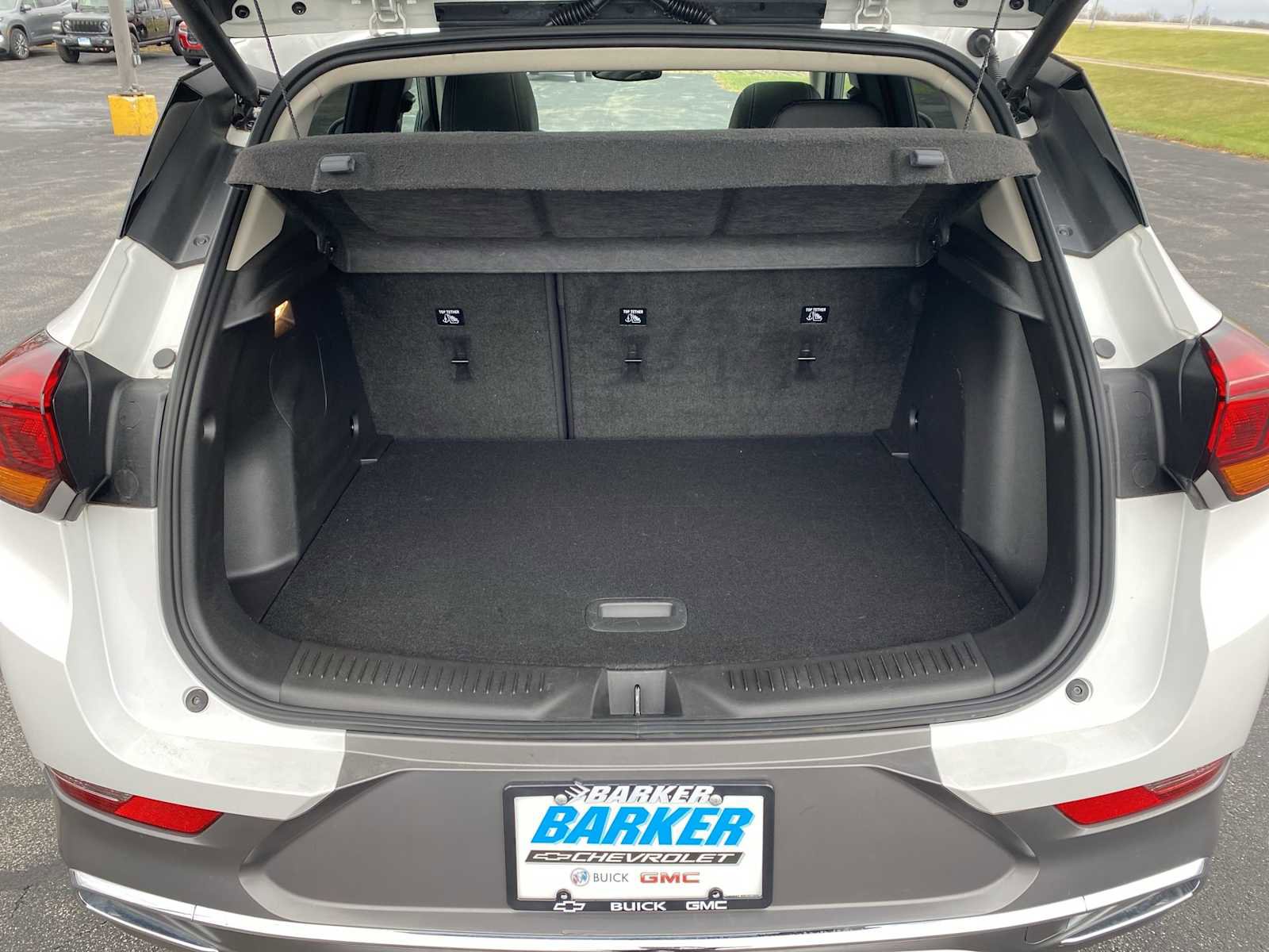 Used 2023 Buick Encore GX Essence w/ Experience Buick Package image 31