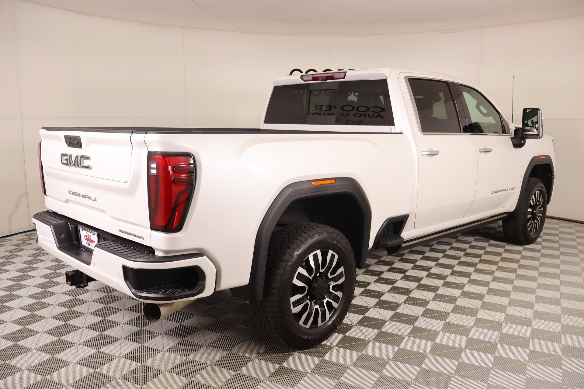 Used 2024 GMC Sierra 2500 Denali Ultimate AWD/4WD image 22