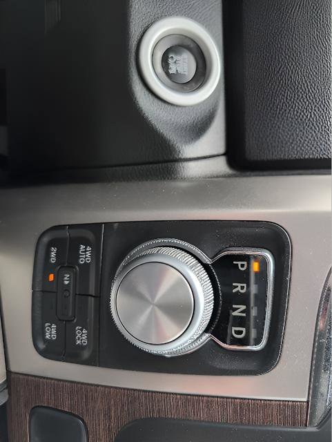 Used 2016 RAM 1500 Laramie w/ Convenience Group AWD/4WD image 16