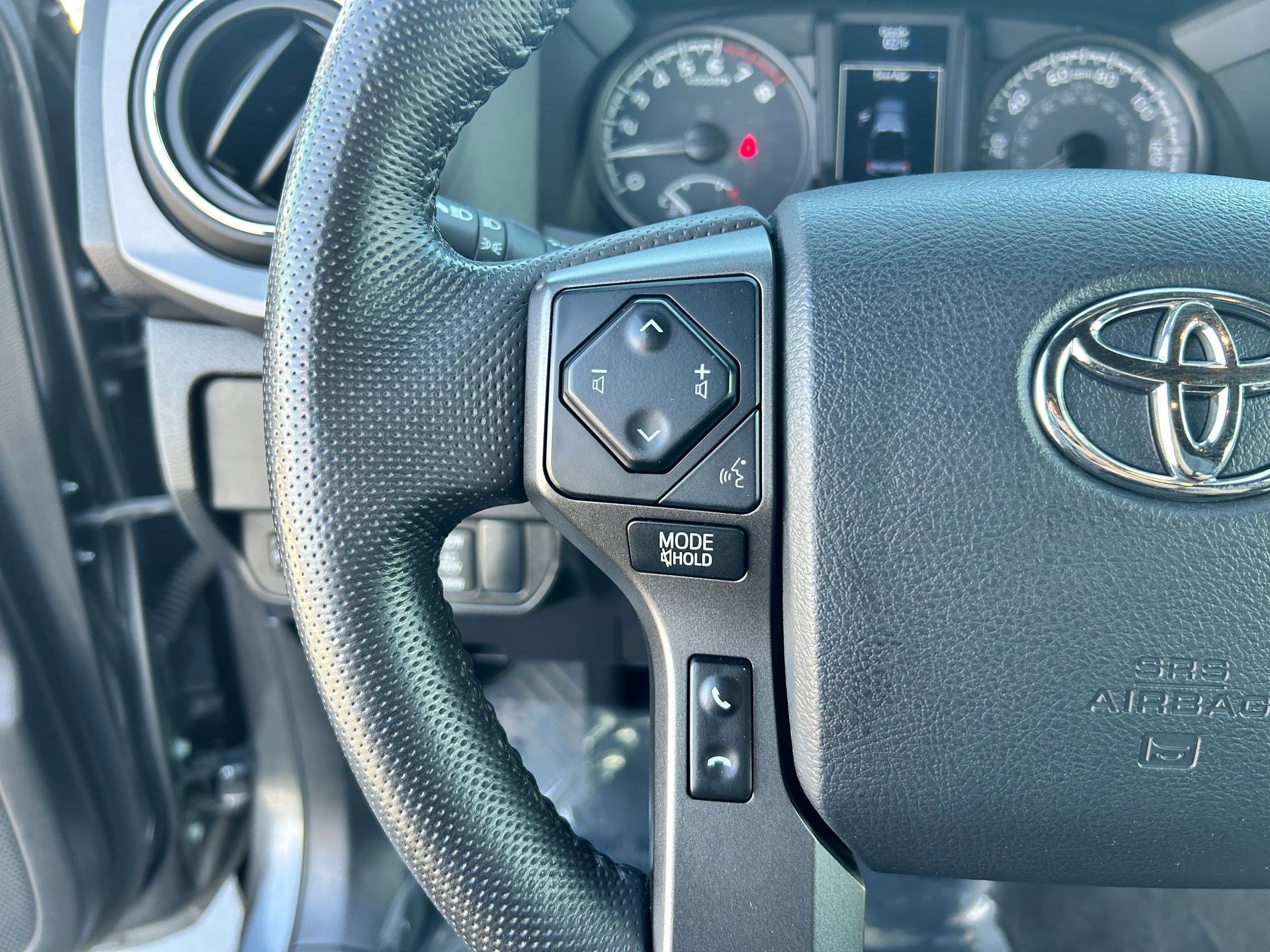 Certified 2023 Toyota Tacoma TRD Off-Road image 14