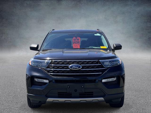 Used 2023 Ford Explorer XLT w/ Equipment Group 202A AWD/4WD image 6