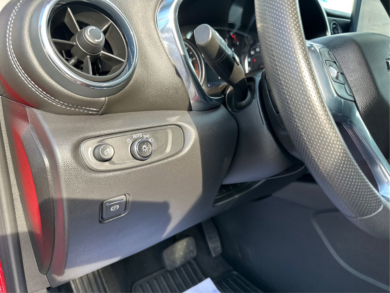 Certified 2023 Chevrolet Blazer LT w/ Convenience Package image 19