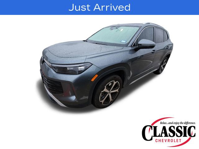 Used 2025 Volkswagen Tiguan SE AWD/4WD image 3