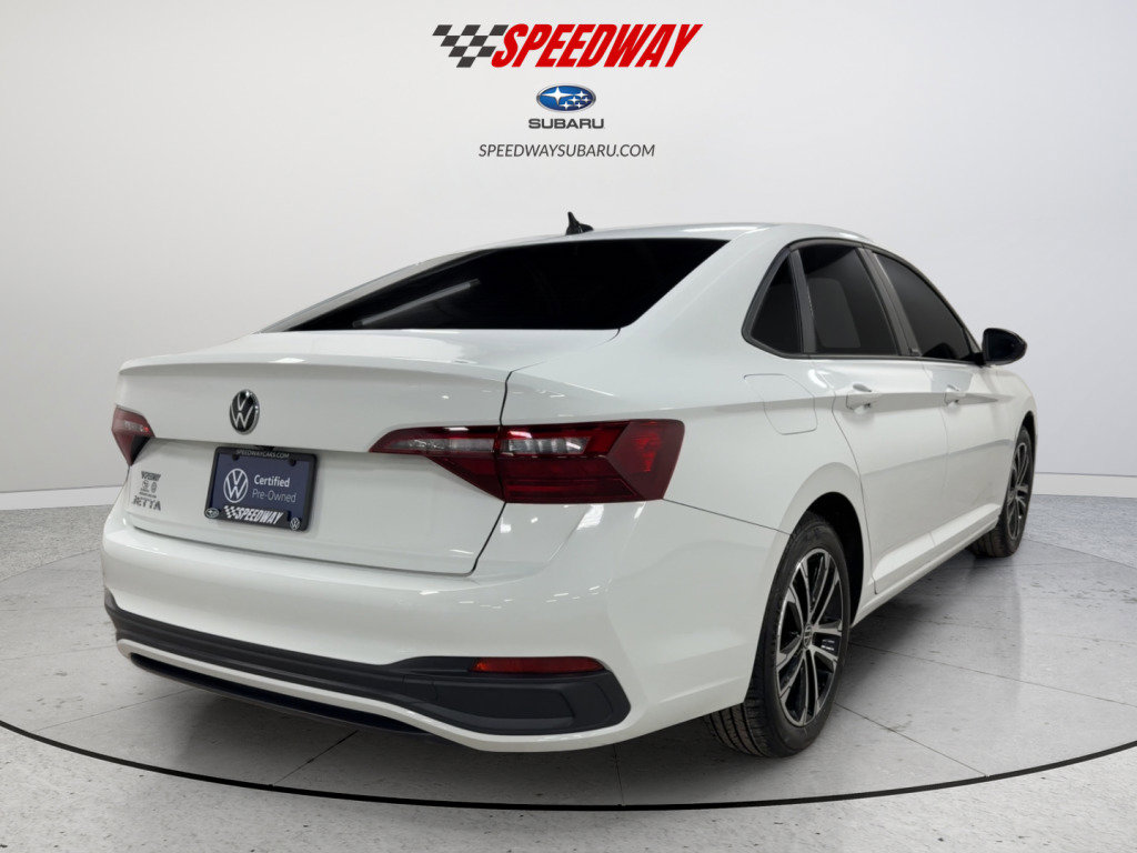 Certified 2024 Volkswagen Jetta Sport image 9