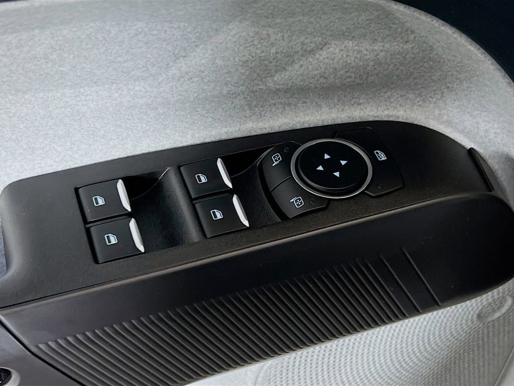 New 2026 Ford Maverick XLT image 12