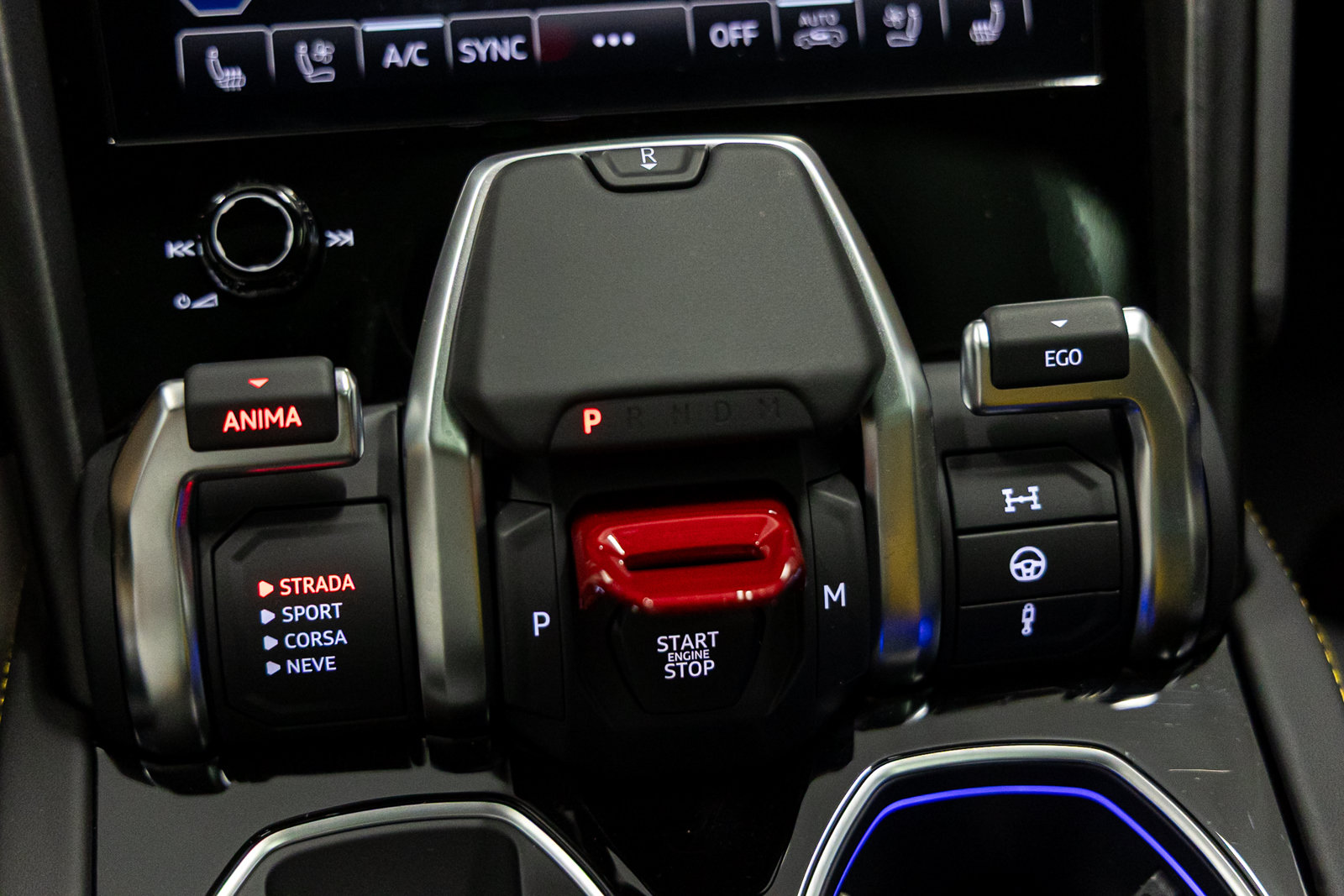 Used 2024 Lamborghini Urus S AWD/4WD image 33
