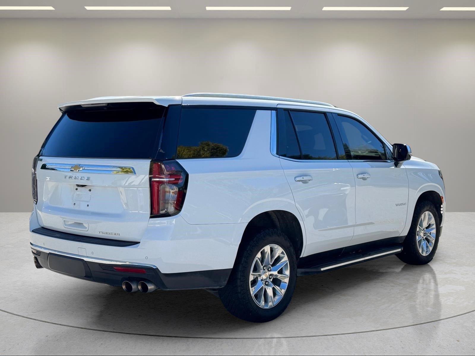 Used 2023 Chevrolet Tahoe Premier AWD/4WD image 5