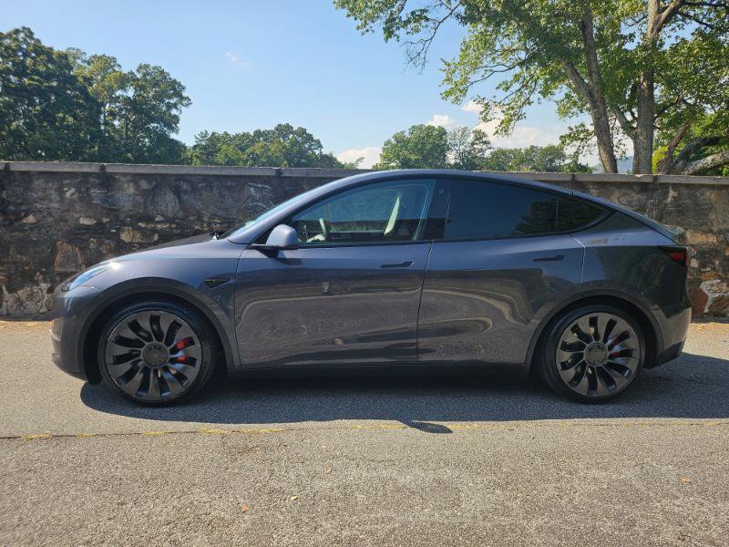 Used 2023 Tesla Model Y Long Range AWD/4WD image 8
