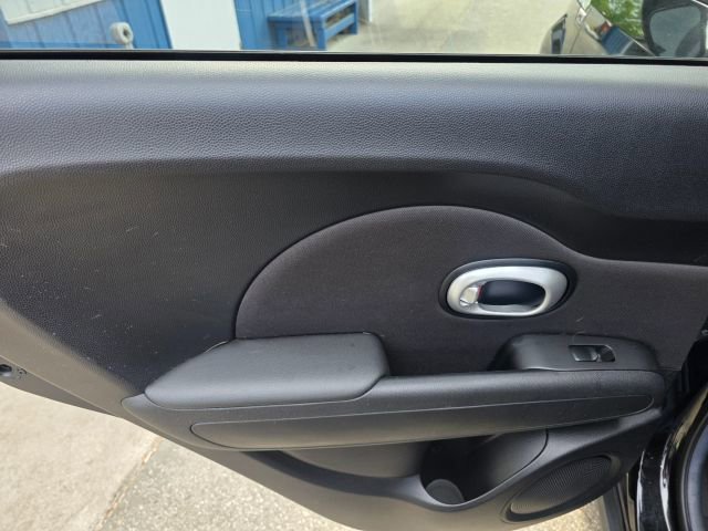 Used 2016 Kia Soul FWD image 17