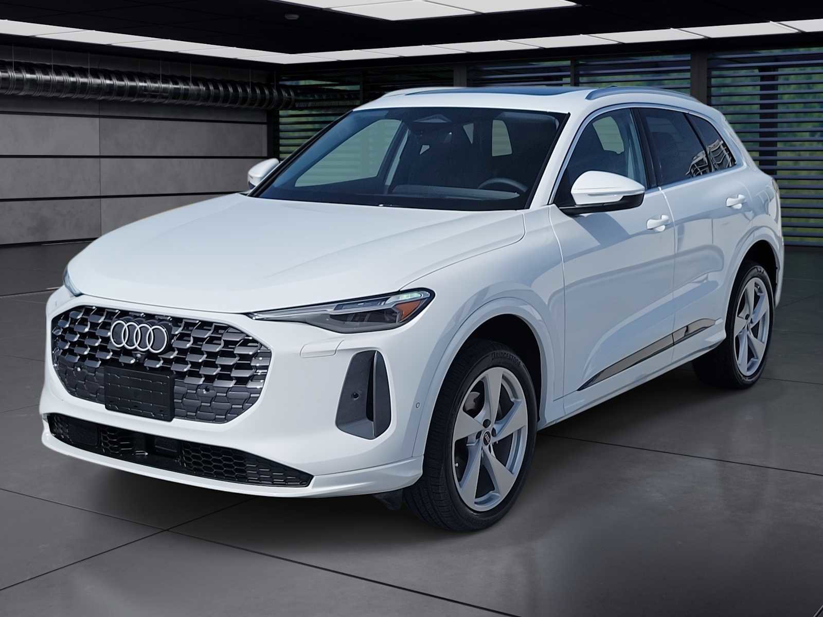 New 2025 Audi Q5 Prestige