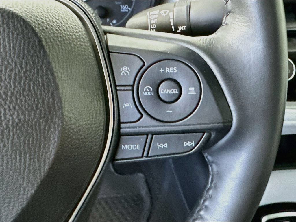 Used 2024 Toyota Corolla SE FWD image 25