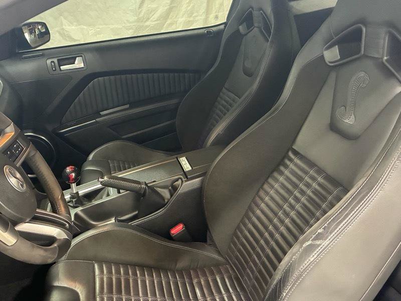 Used 2013 Ford Mustang Shelby GT500 RWD image 13
