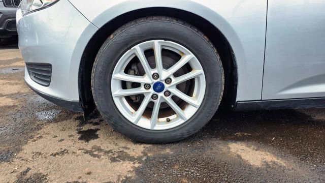 Used 2018 Ford Focus SE image 45