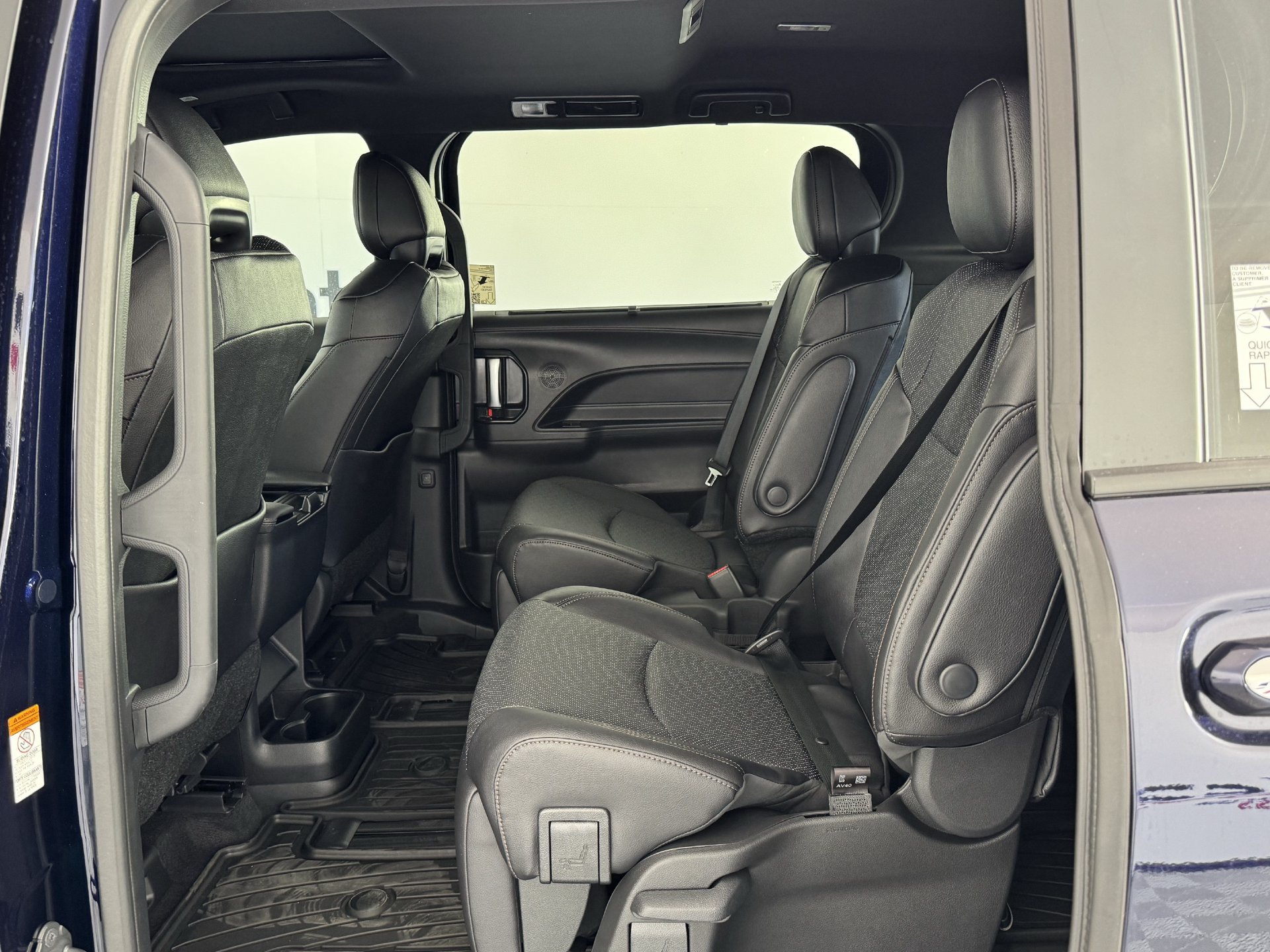 New 2026 Toyota Sienna Limited FWD image 6