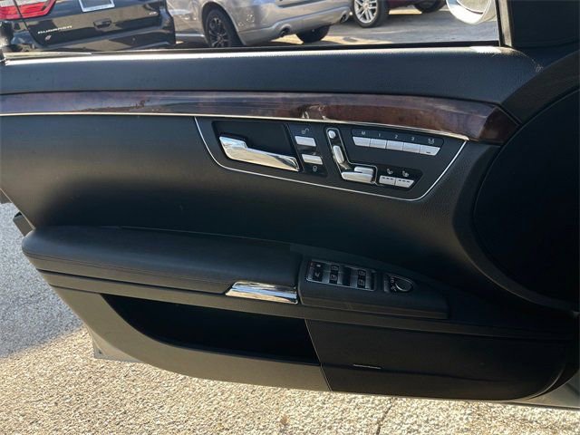 Used 2008 Mercedes-Benz S 550 image 17