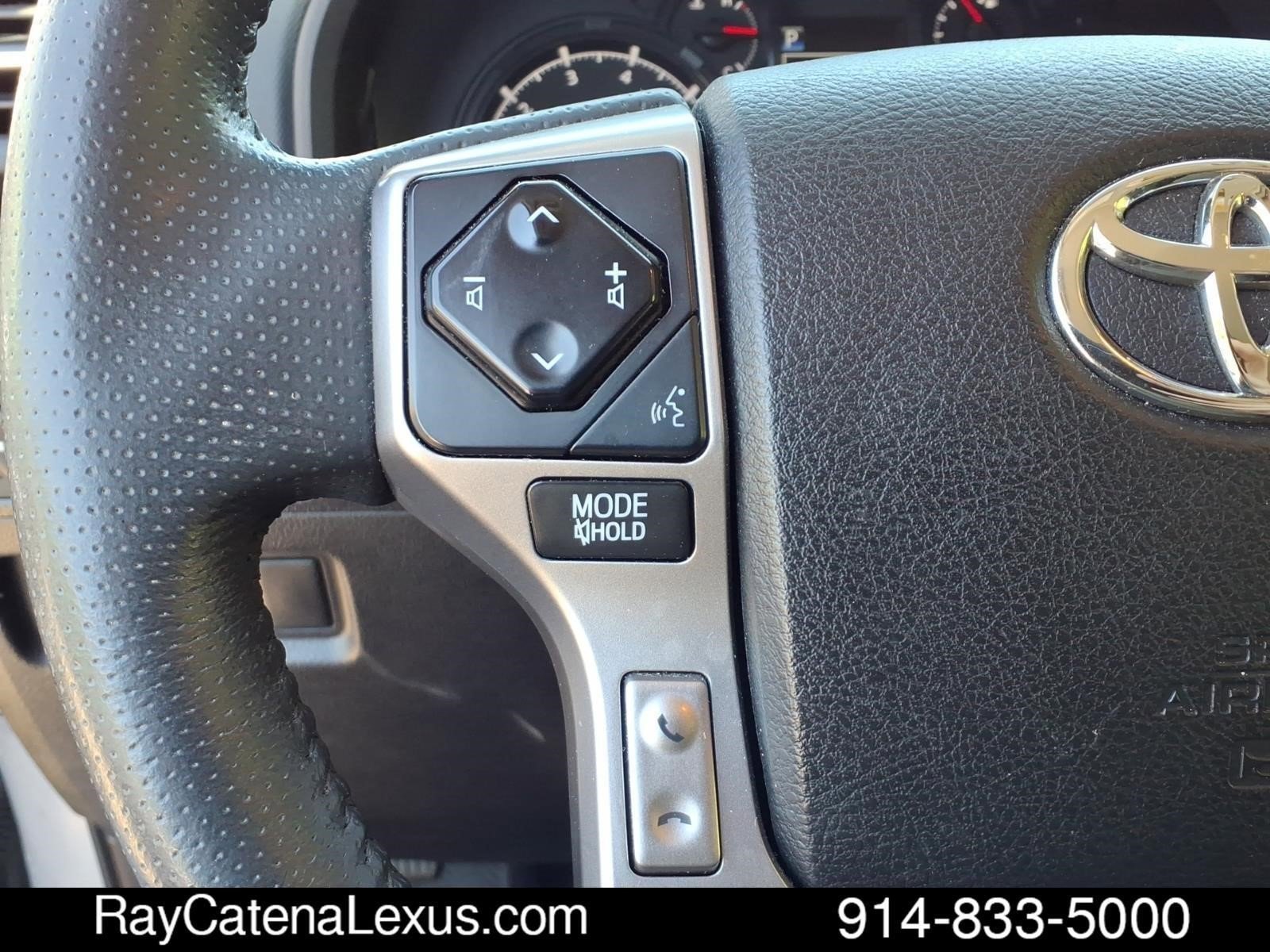 Used 2021 Toyota 4Runner Limited AWD/4WD image 16