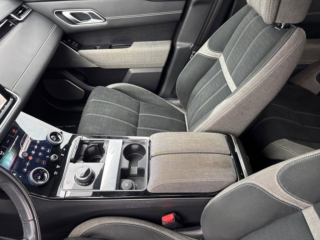 Used 2019 Land Rover Range Rover Velar R-Dynamic HSE image 47