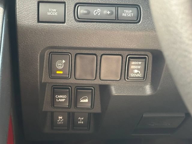 Used 2025 Nissan Frontier PRO-4X w/ Pro Convenience Package AWD/4WD image 19