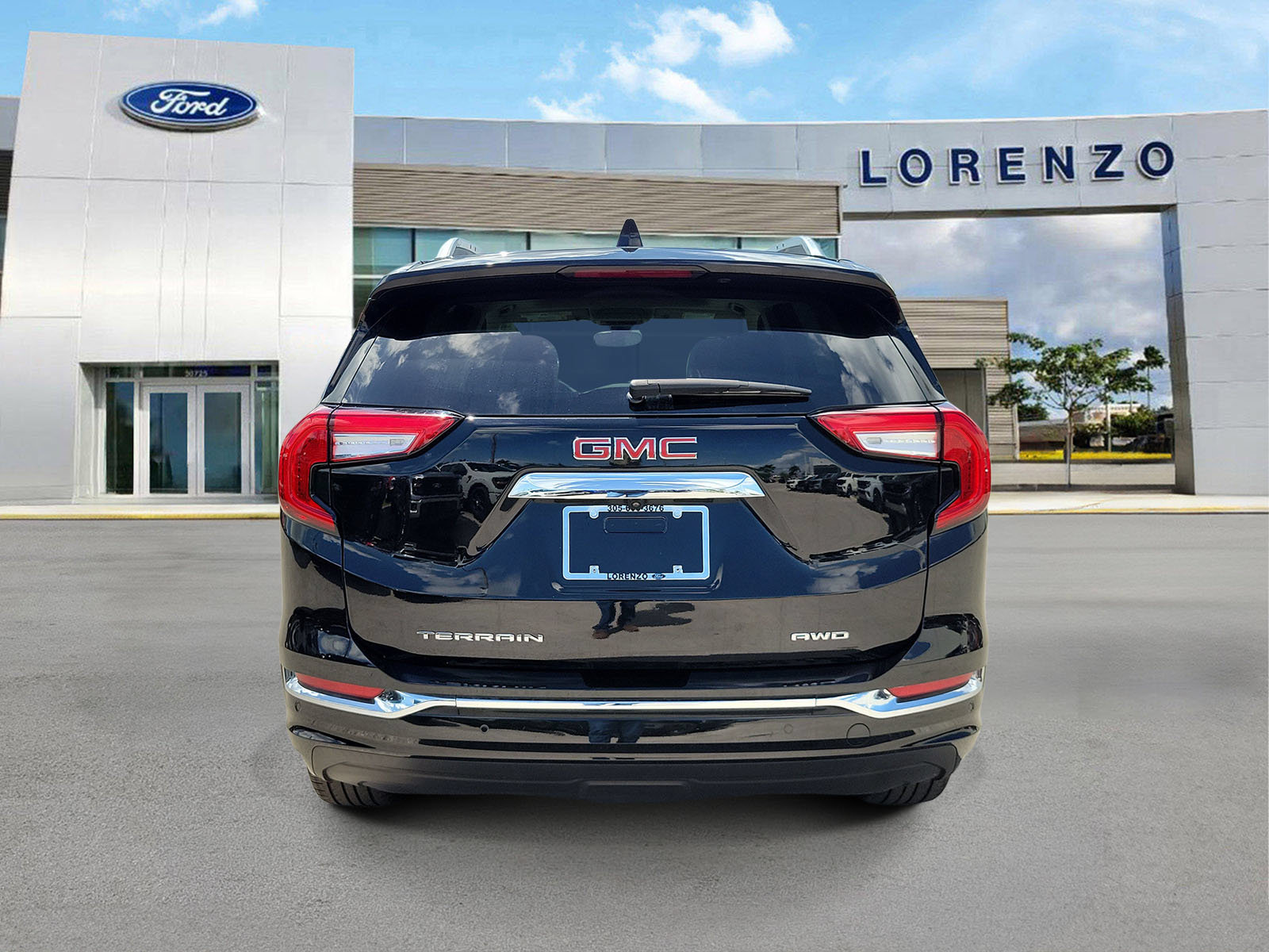 Used 2023 GMC Terrain Denali AWD/4WD image 6