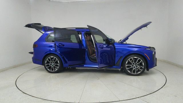 Used 2025 BMW X7 M60i image 80