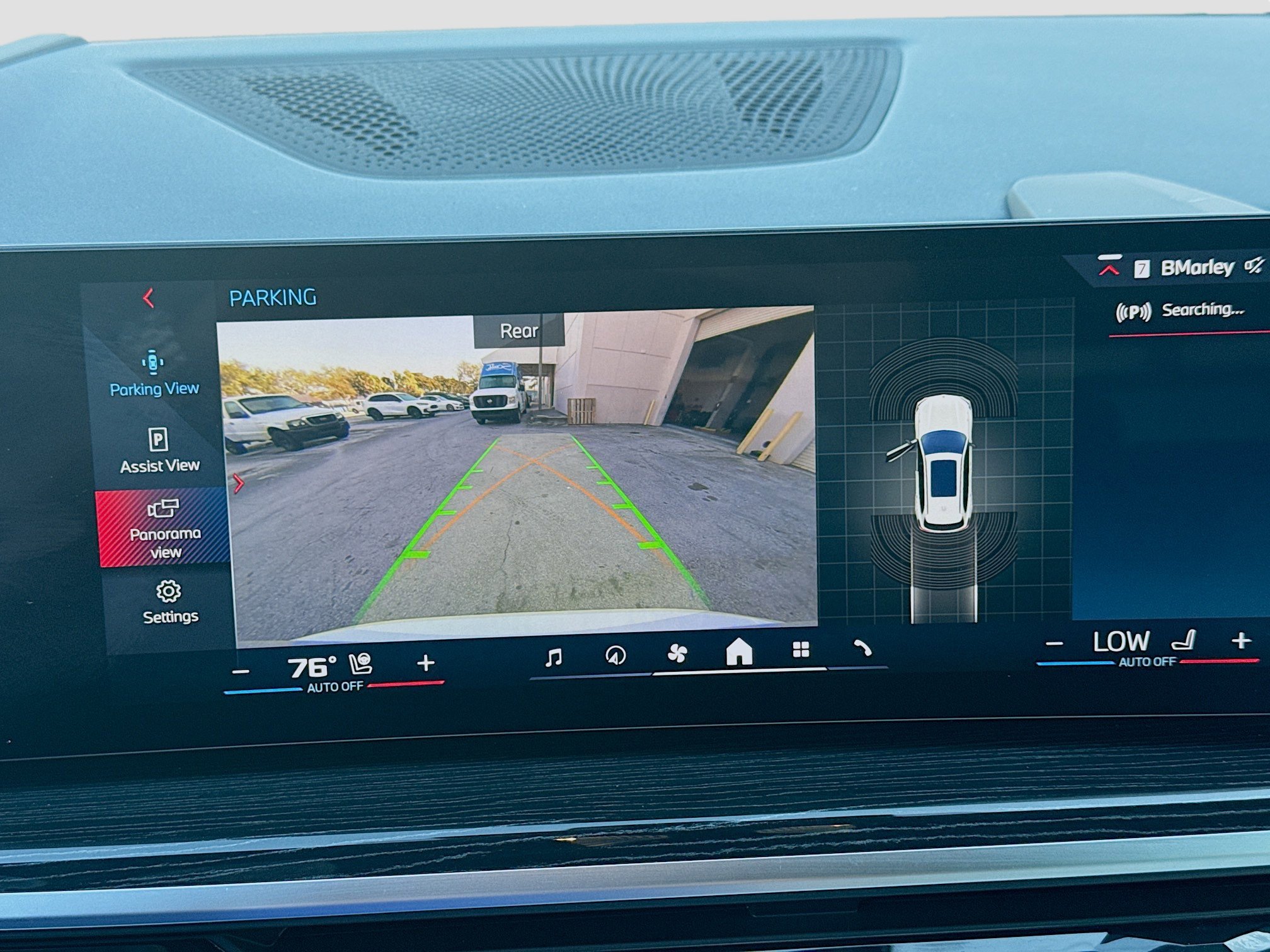 Used 2025 BMW X5 M60i w/ Climate Comfort Package image 14