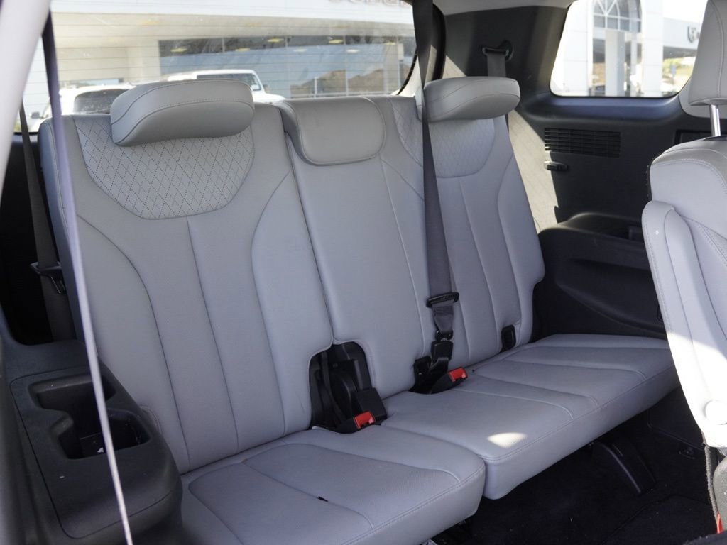 Used 2020 Hyundai Palisade SEL w/ Premium Package image 25